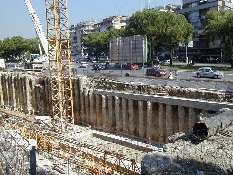 Parcheggio corso di Francia - via Jacini